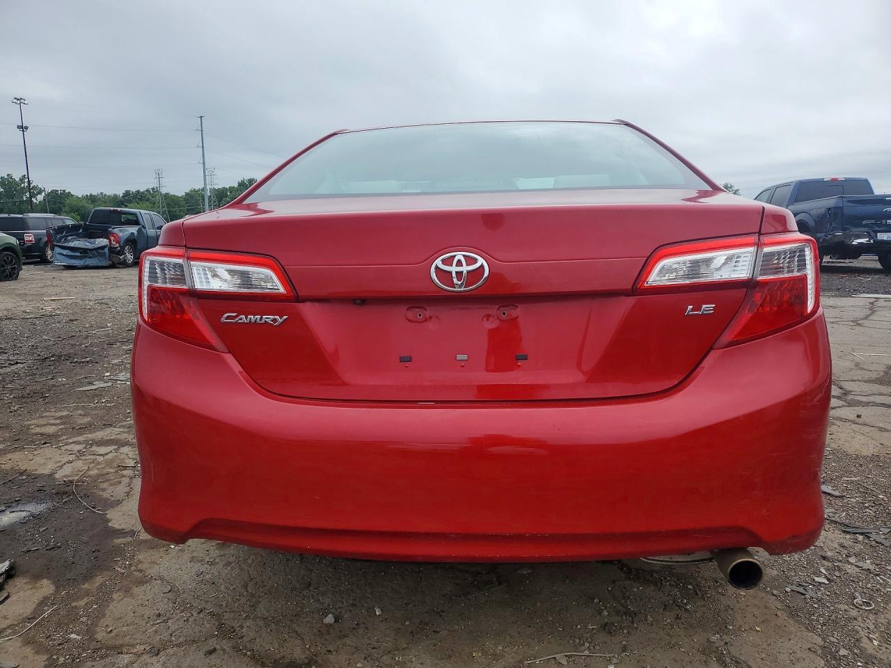 2014 Toyota Camry Le - Фото 6