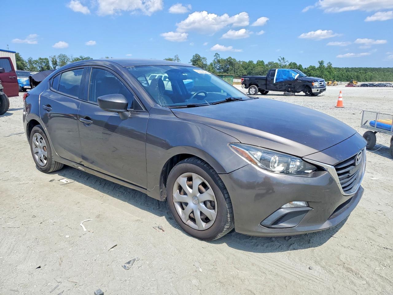 2014 Mazda 3 Sport - Image 4