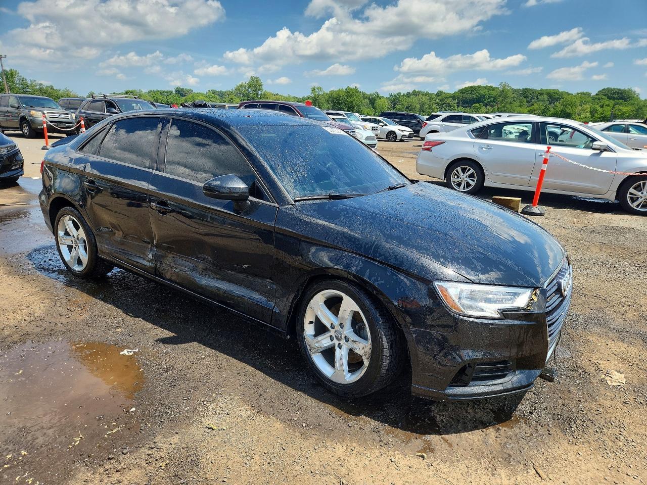 2018 Audi A3 Premium - Фото 4