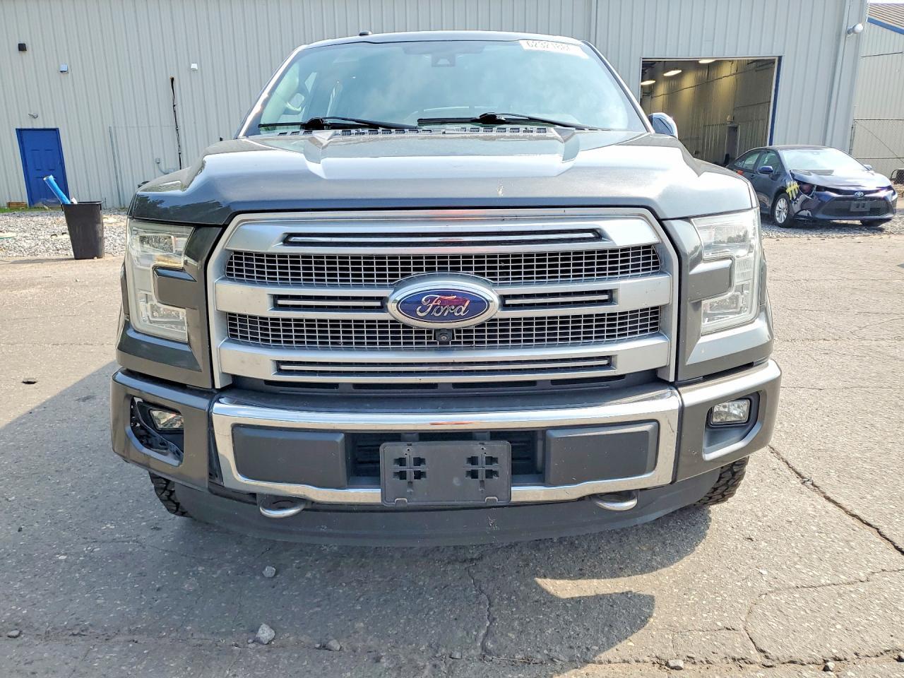 2016 Ford F150 Supercrew - Фото 5