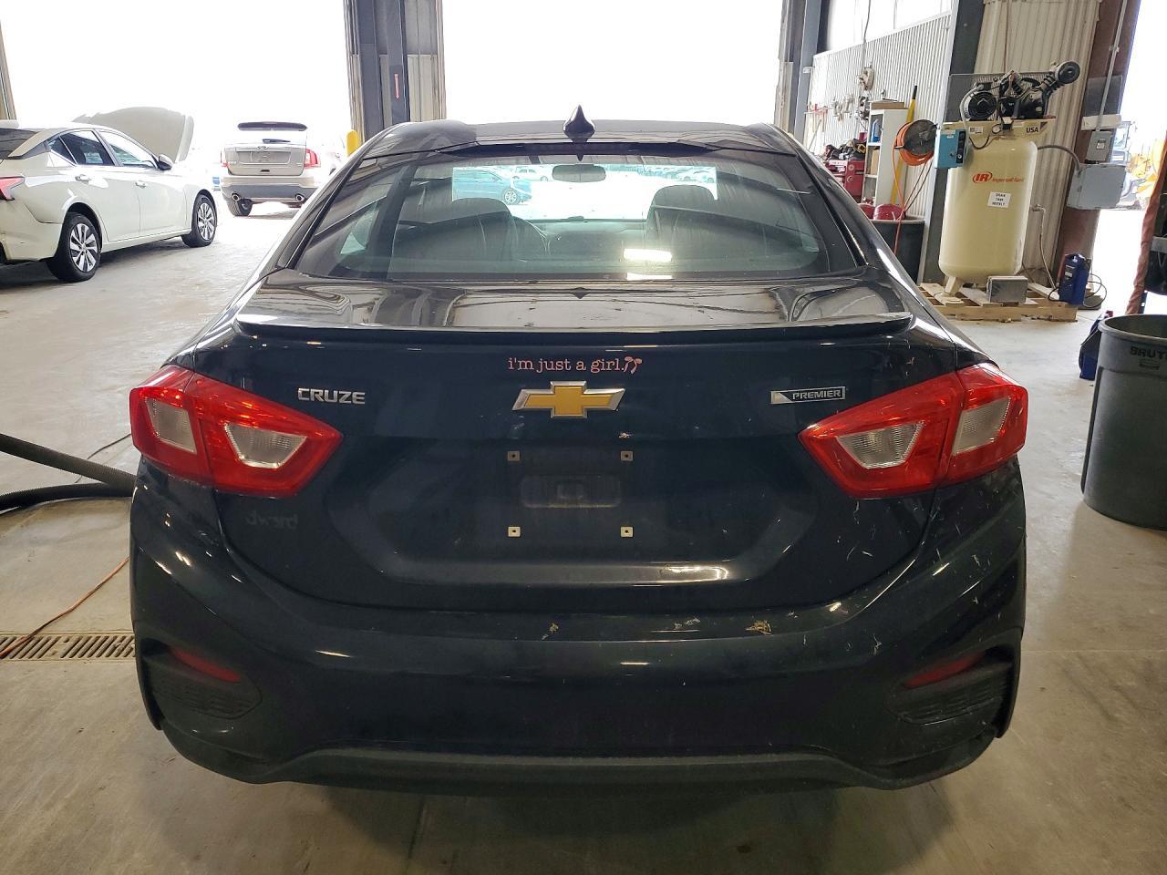 2016 Chevrolet Cruze Premier - Фото 6