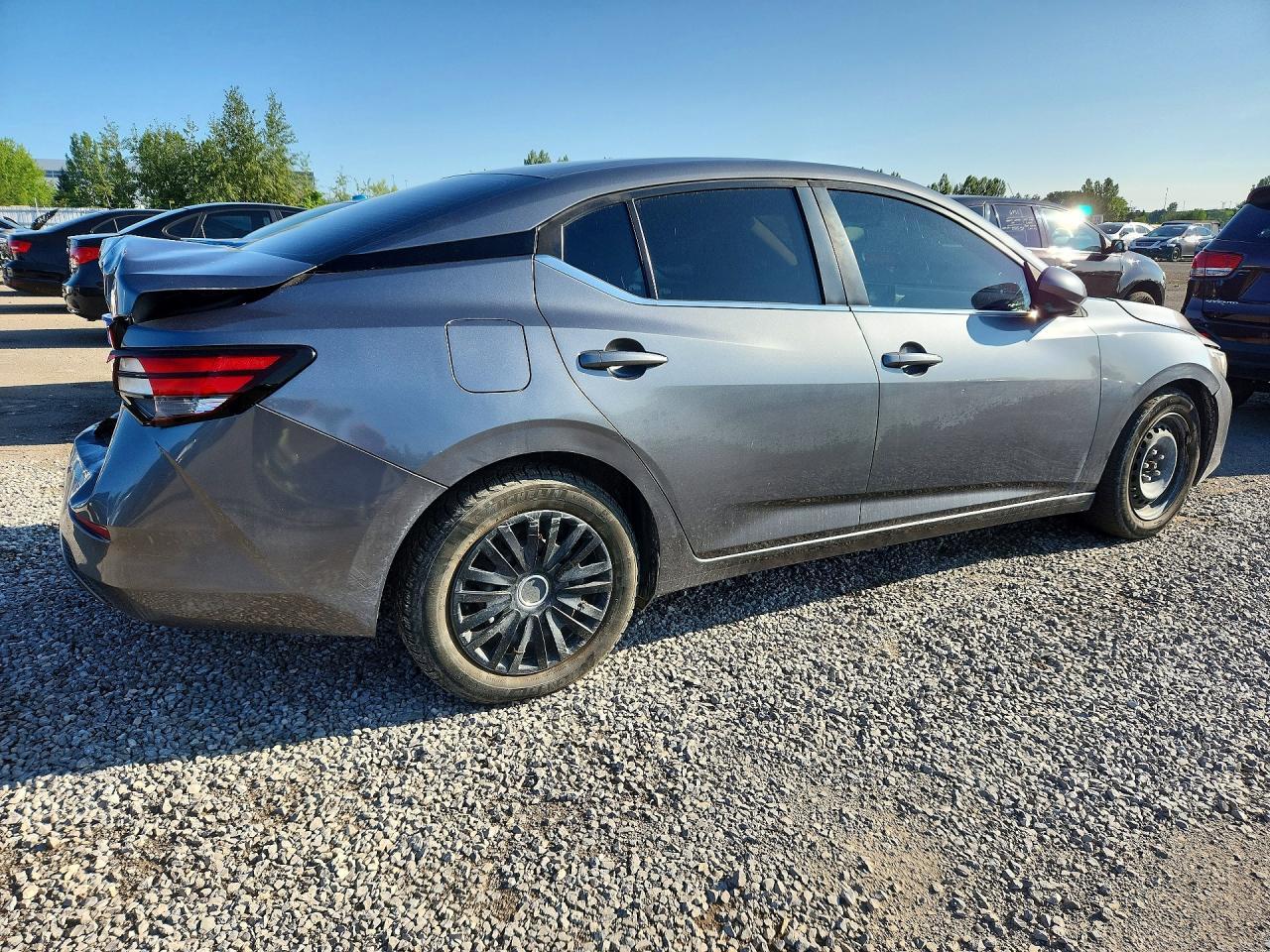 2022 Nissan Sentra S - Image 3