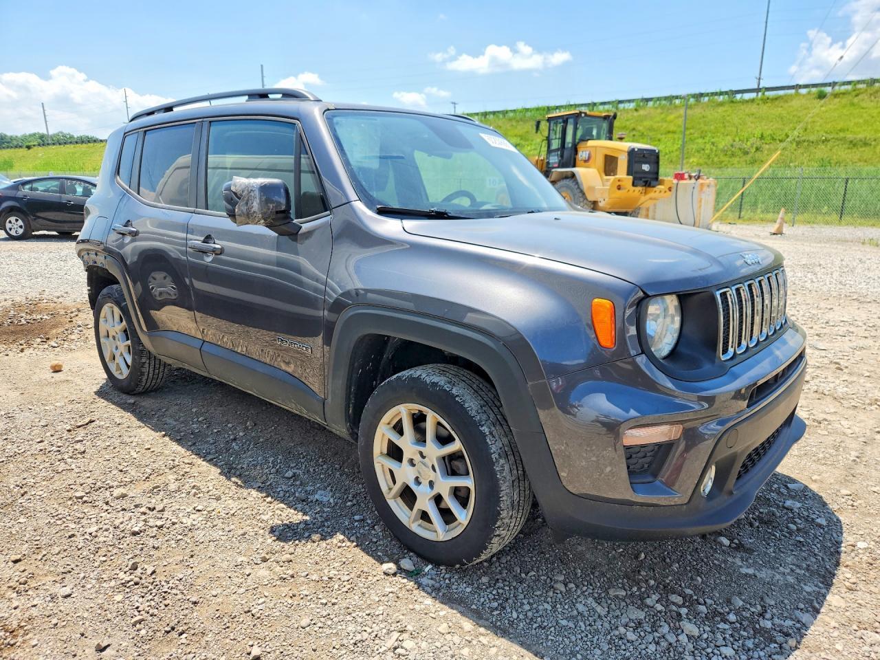 2020 Jeep Renegade Latitude - Image 4
