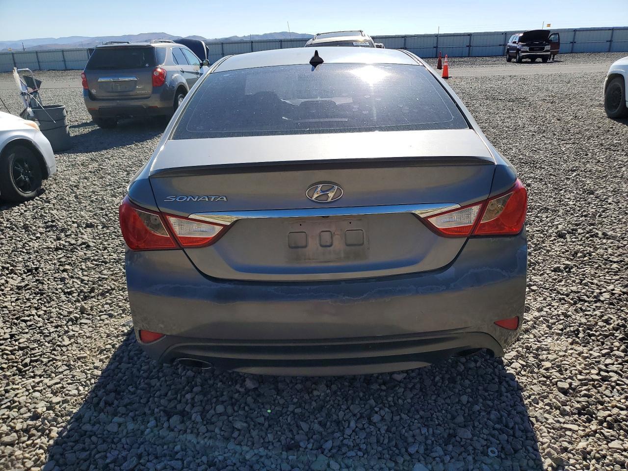 2014 Hyundai Sonata - Image 6