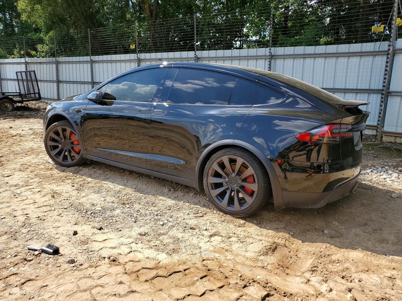 2022 Tesla Model X - Image 2