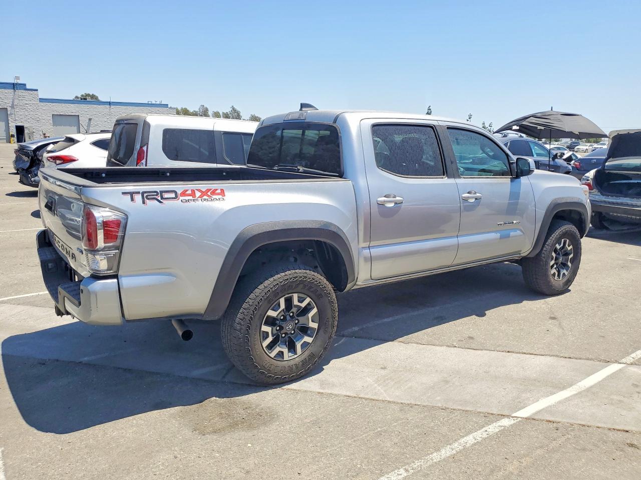 2023 Toyota Tacoma Double Cab - Image 3