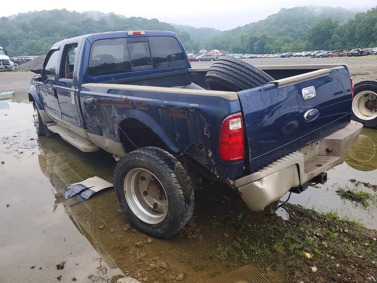 2008 Ford F450 Super Duty - Image 2