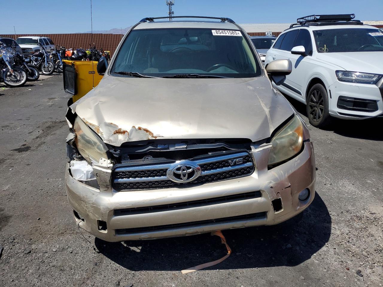 2007 Toyota Rav4 Limited - Image 5