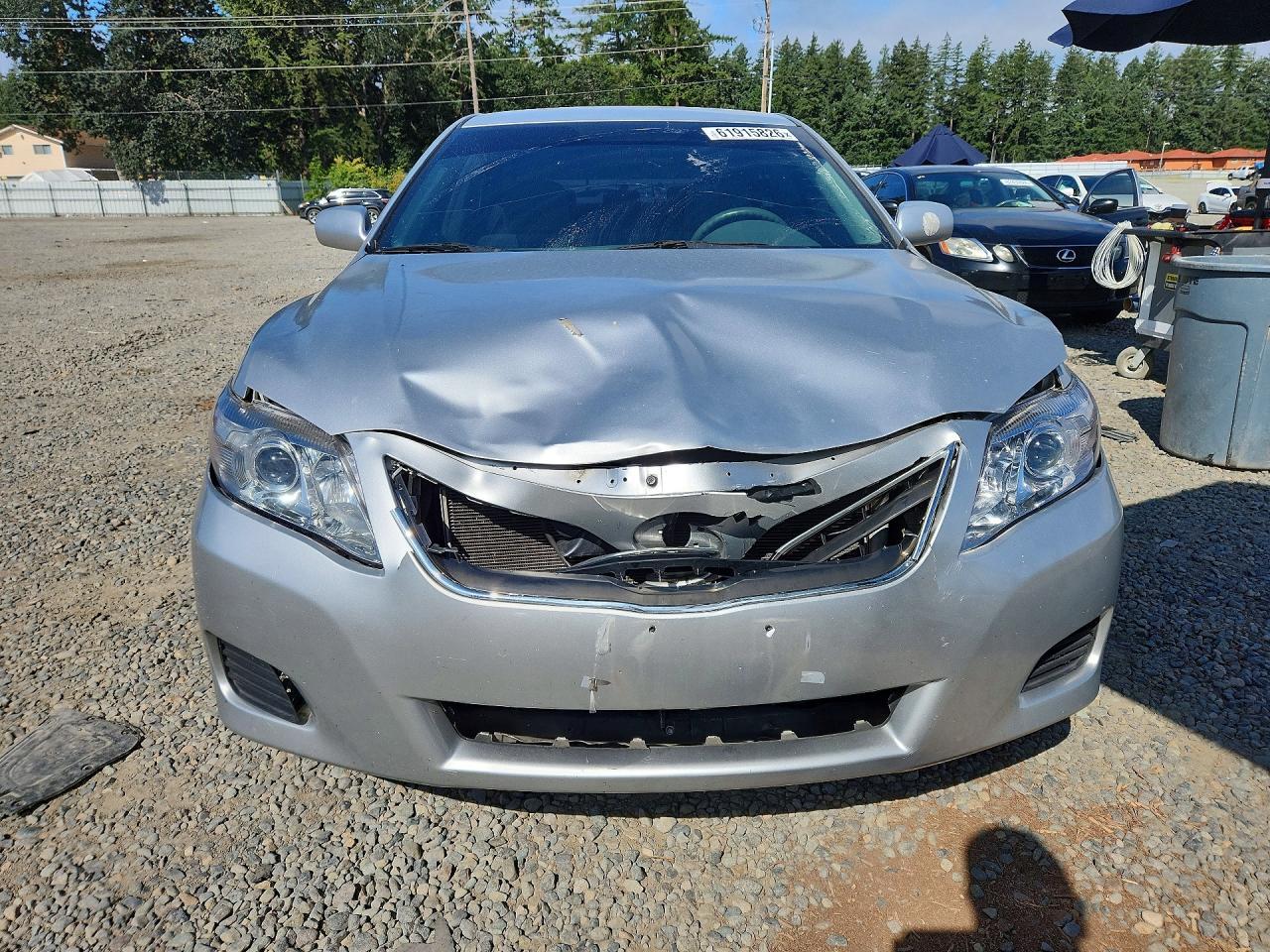 2010 Toyota Camry Le - Image 5