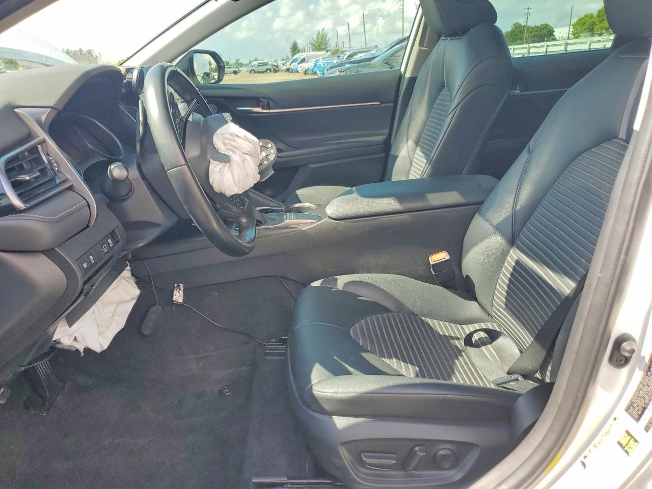 2023 Toyota Camry Se - Фото 7