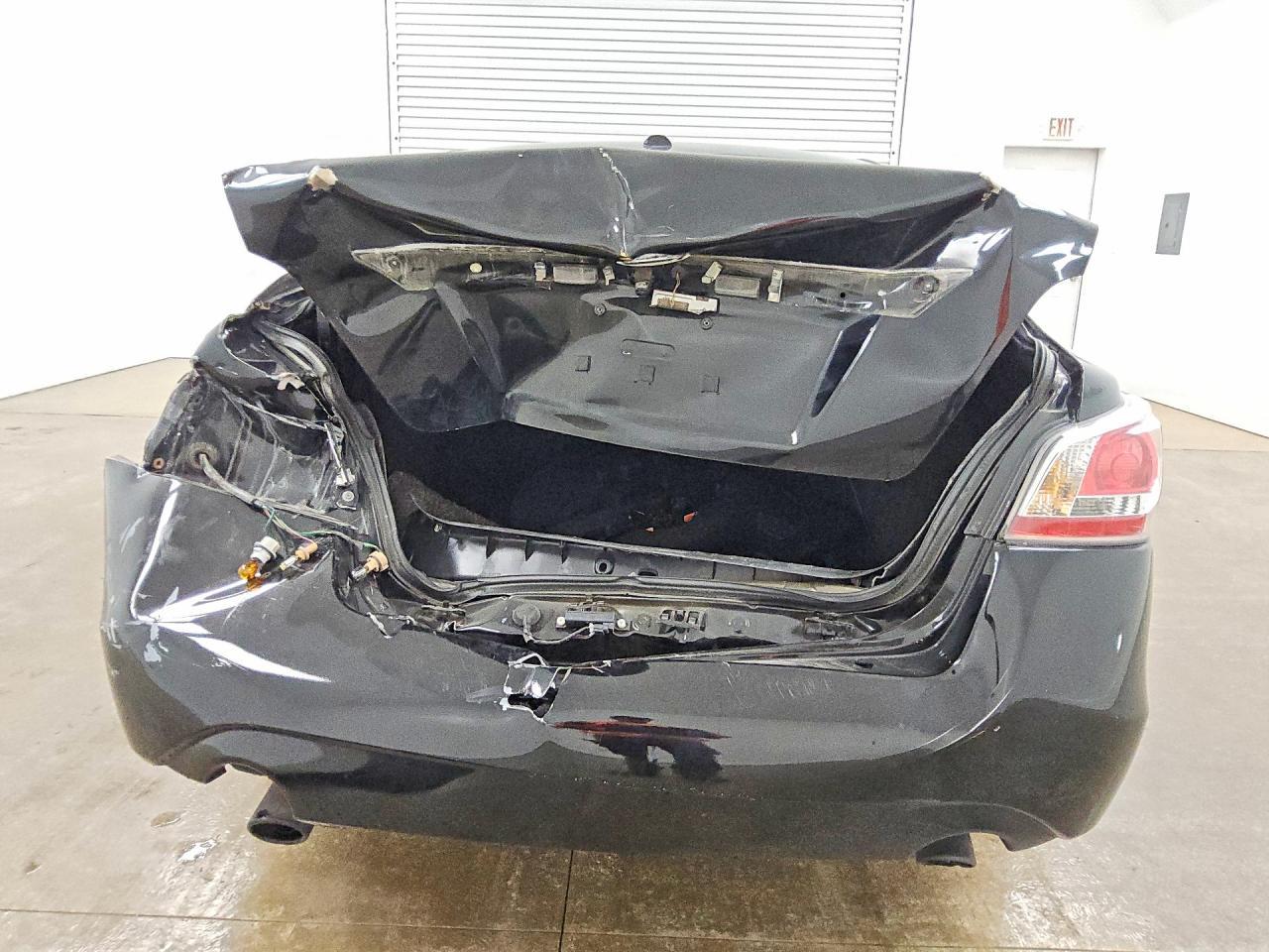 2015 Nissan Altima - Фото 6