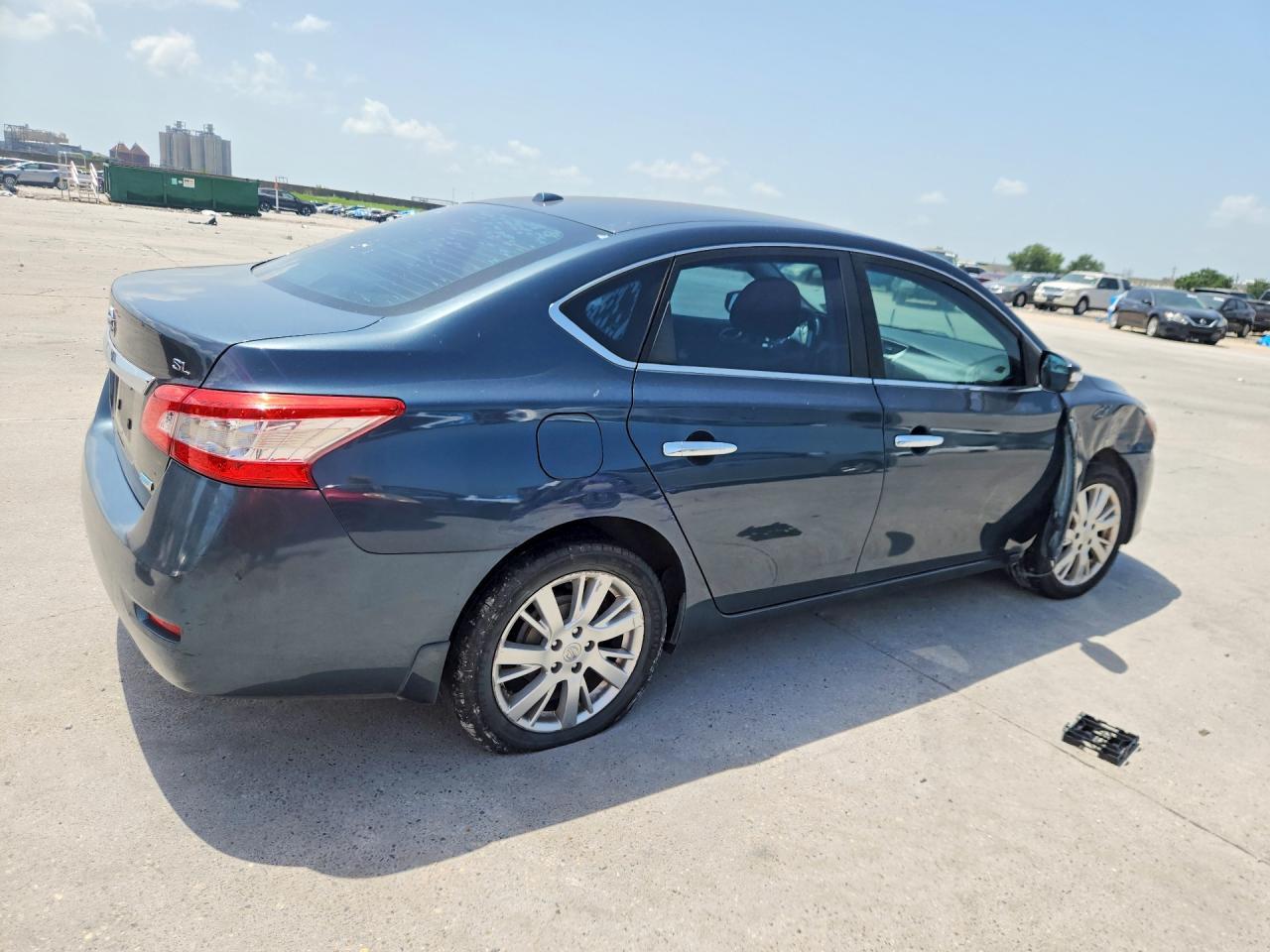 2013 Niss Sentra - Image 3