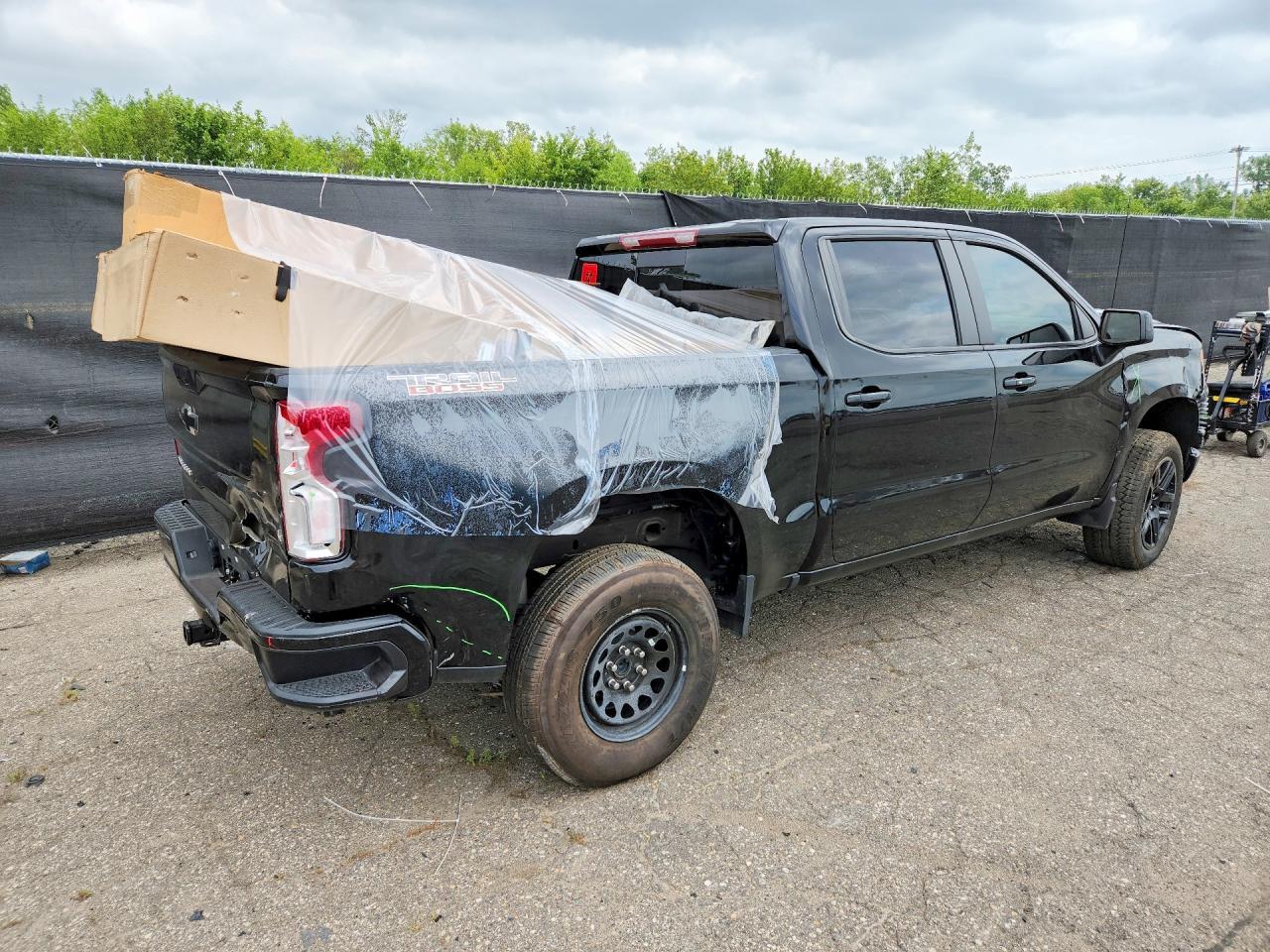 2025 Chevrolet Silverado K1500 Lt Trail Boss - Фото 3