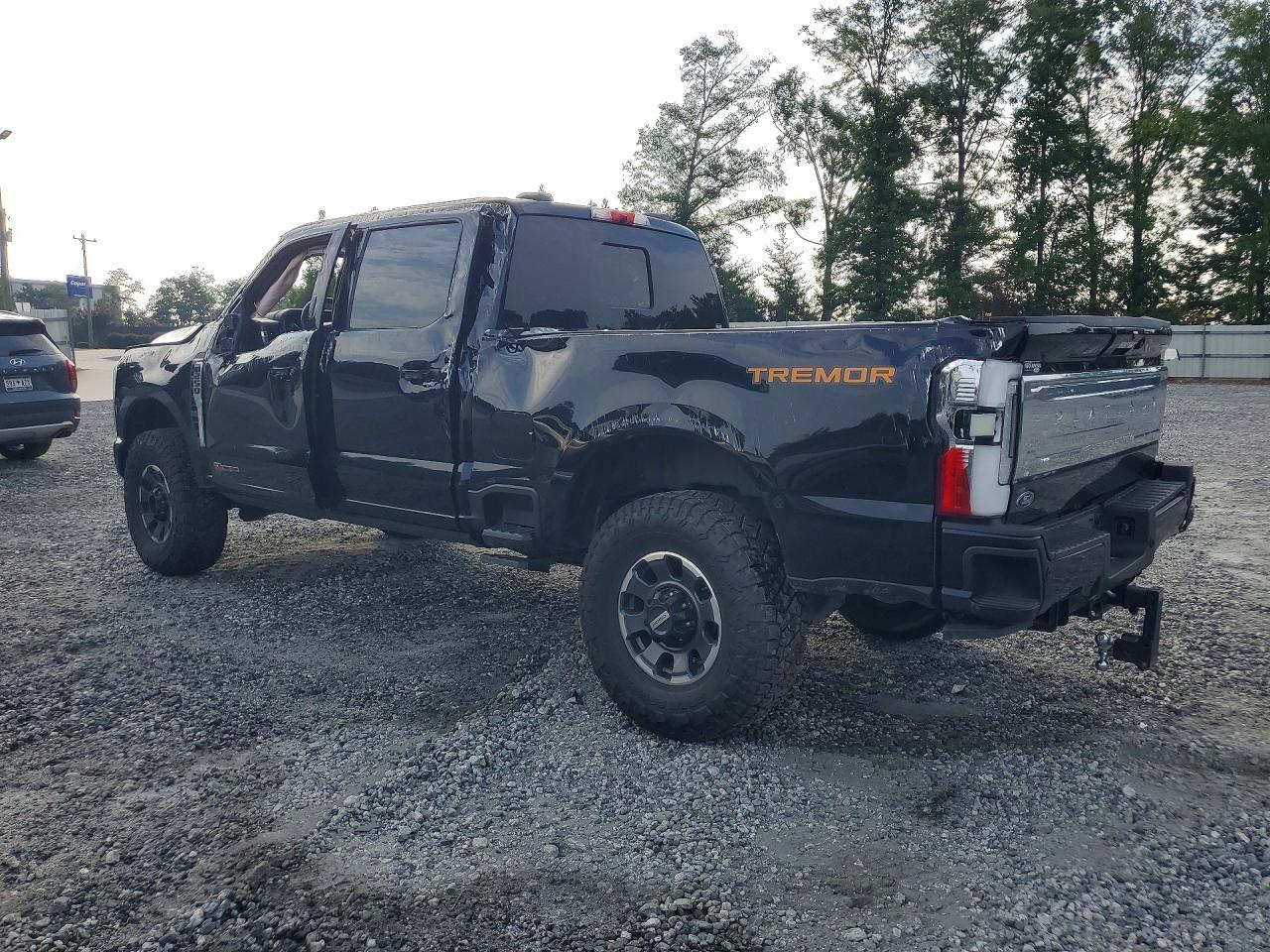 2024 Ford F250 Super Duty - Фото 2