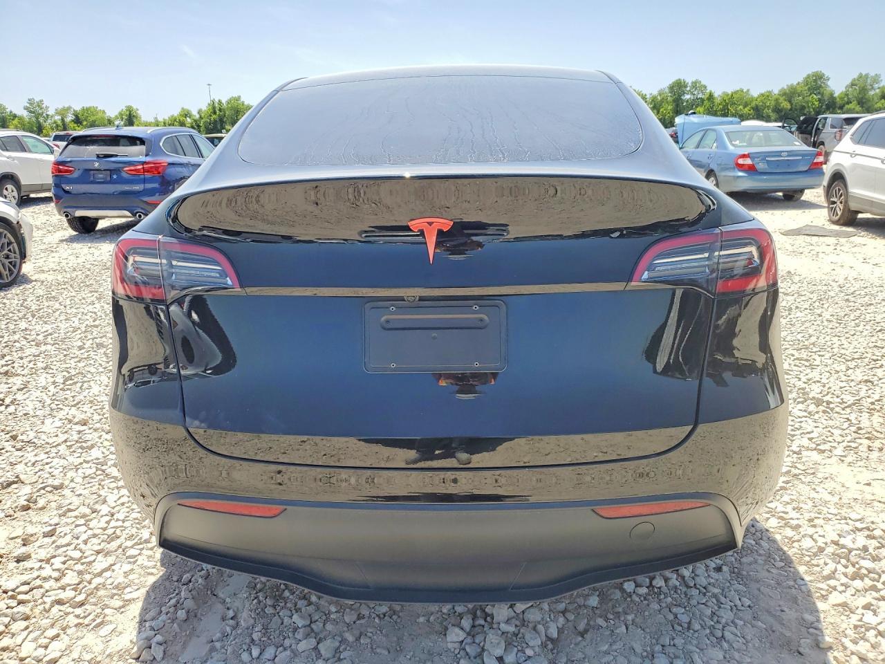 2024 Tesla Model Y - Фото 6