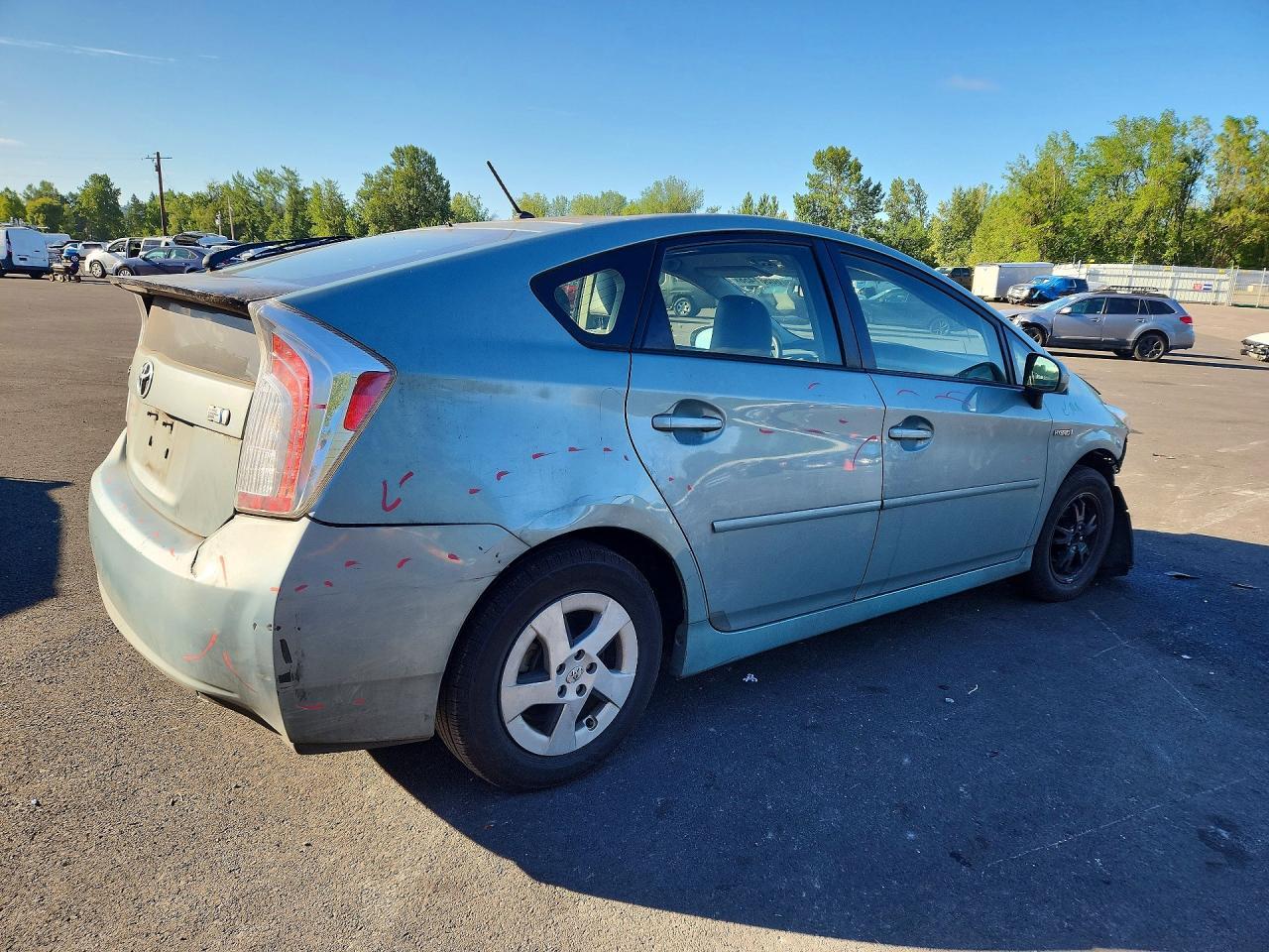 2012 Toyota Prius Two - Фото 3