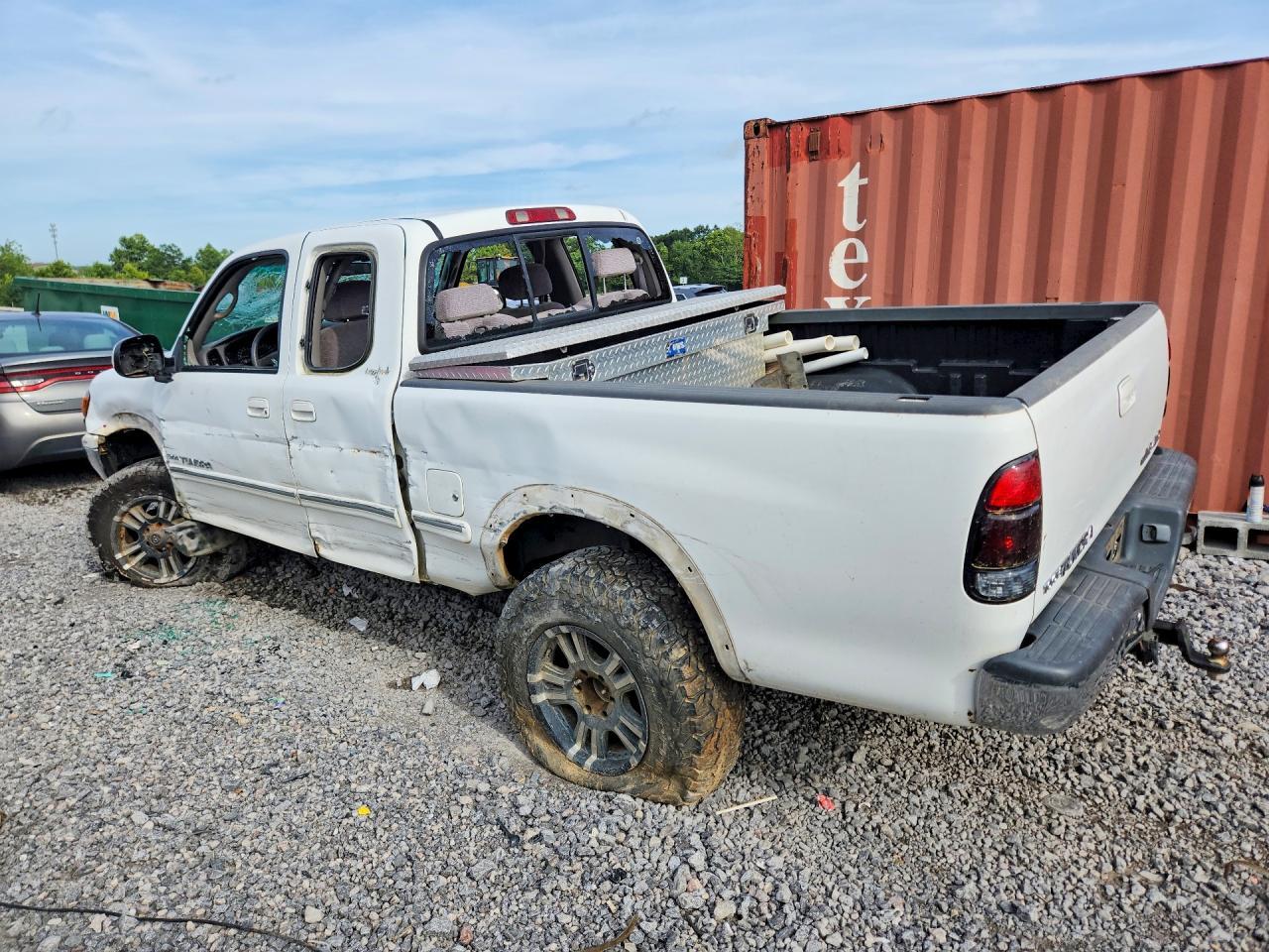 2001 Toyota Tundra Access Cab Limited - Image 2