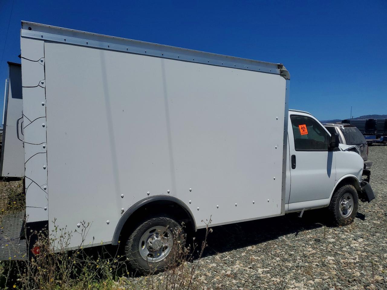 2019 Chevrolet Express G3500 - Image 3