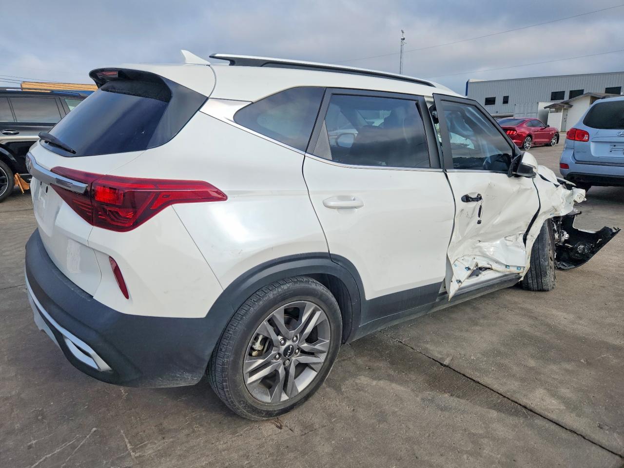 2022 Kia Seltos S - Фото 3
