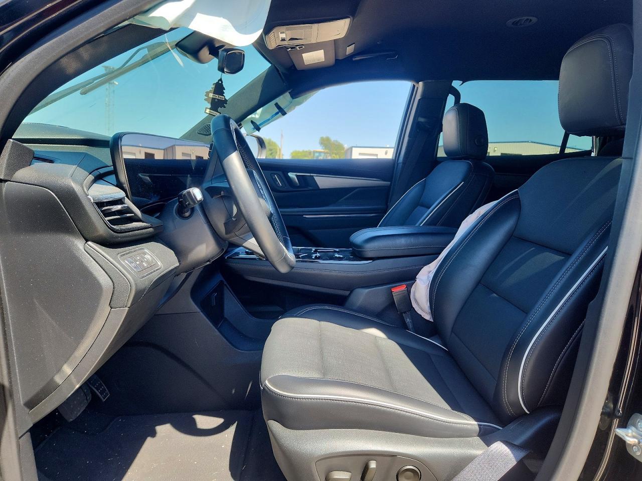 2025 Buick Enclave Preferred - Image 7