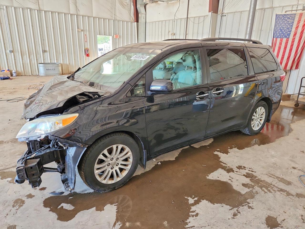 2015 Toyota Sienna Xle 8-Passenger