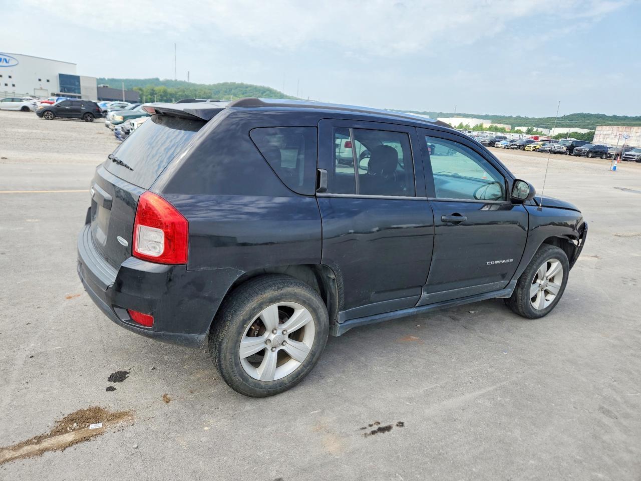 2013 Jeep Compass Latitude - Фото 3