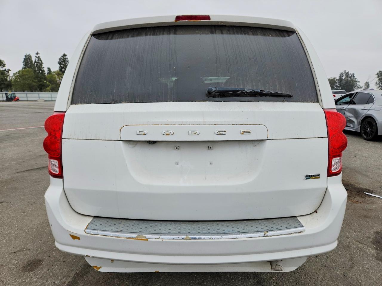 2017 Dodge Grand Caravan Se - Фото 6