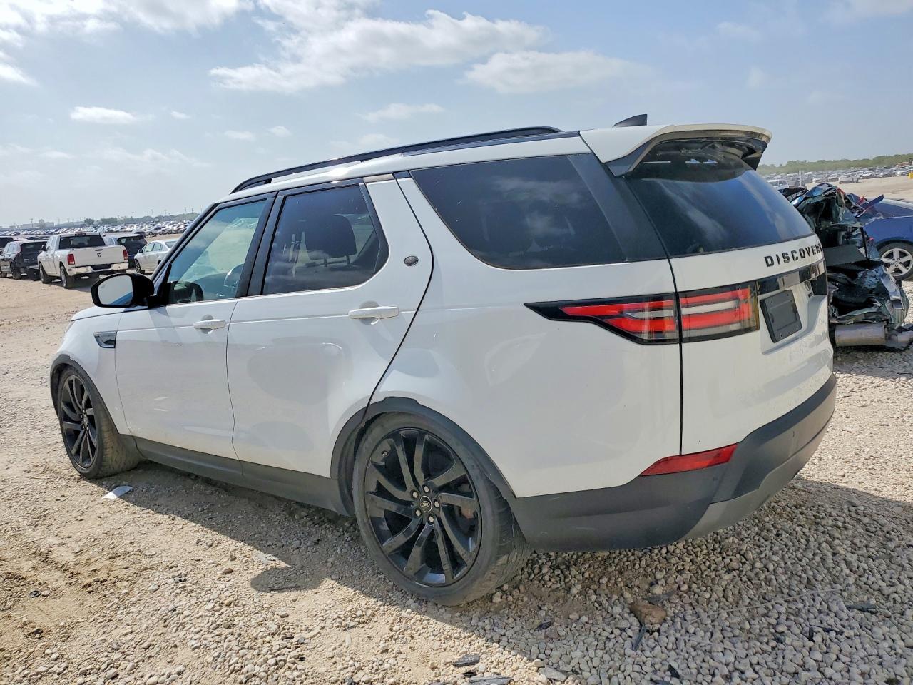2017 Land Rover Discovery Hse Luxury - Фото 2