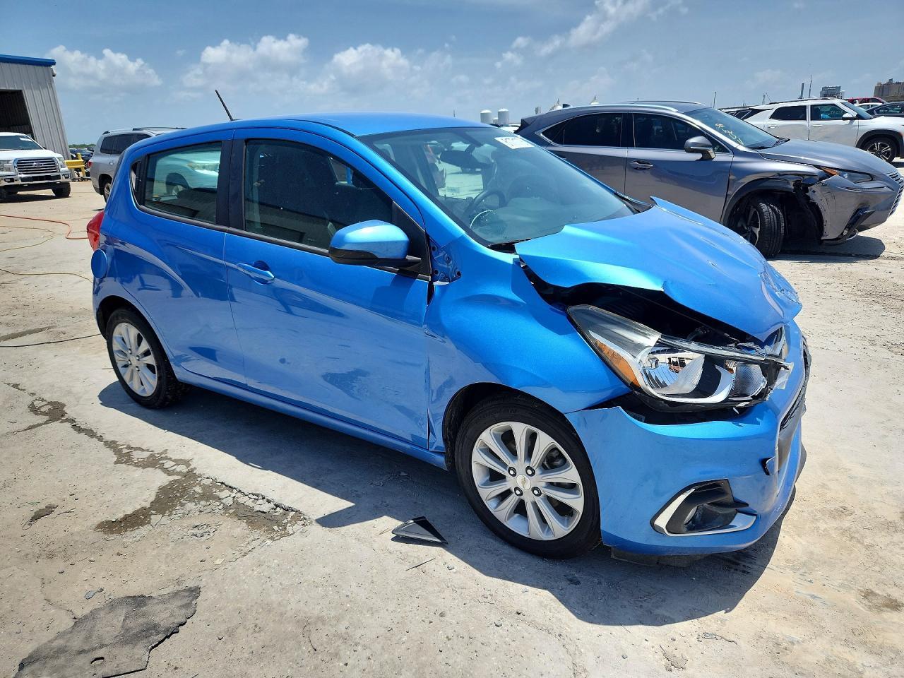 2017 Chevrolet Spark 1Lt - Фото 4