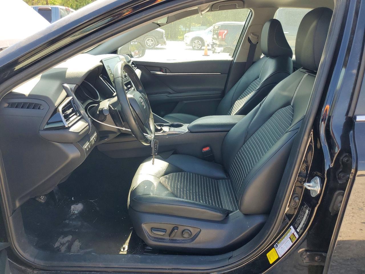 2023 Toyota Camry Se - Image 7