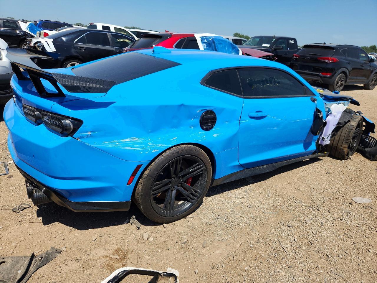 2022 Chevrolet Camaro Zl1 - Фото 3