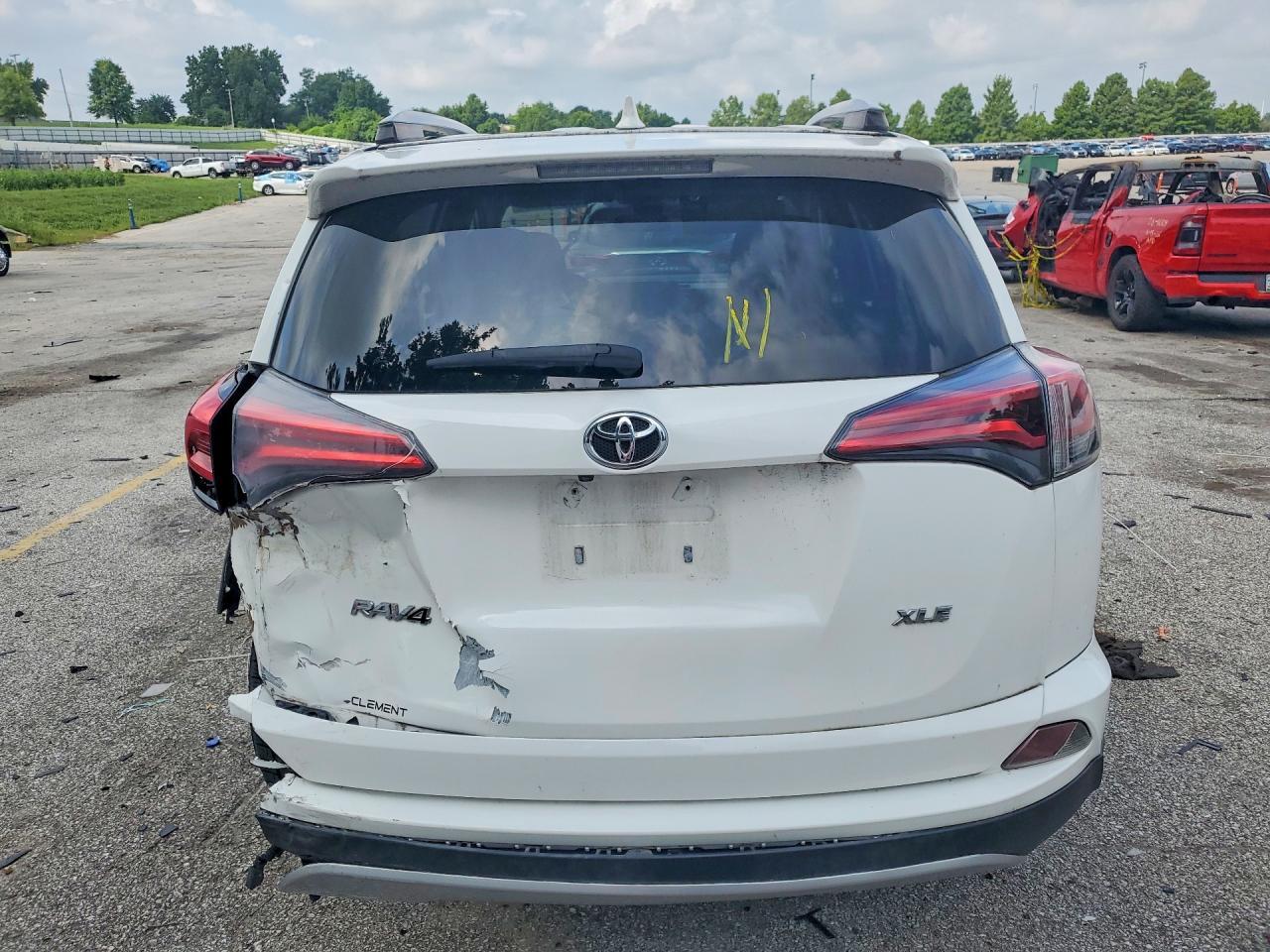 2018 Toyota Rav4 Xle - Фото 6