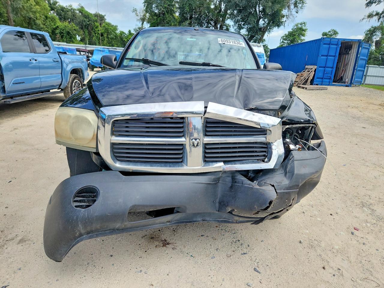 2005 Dodge Dakota Quad - Фото 5
