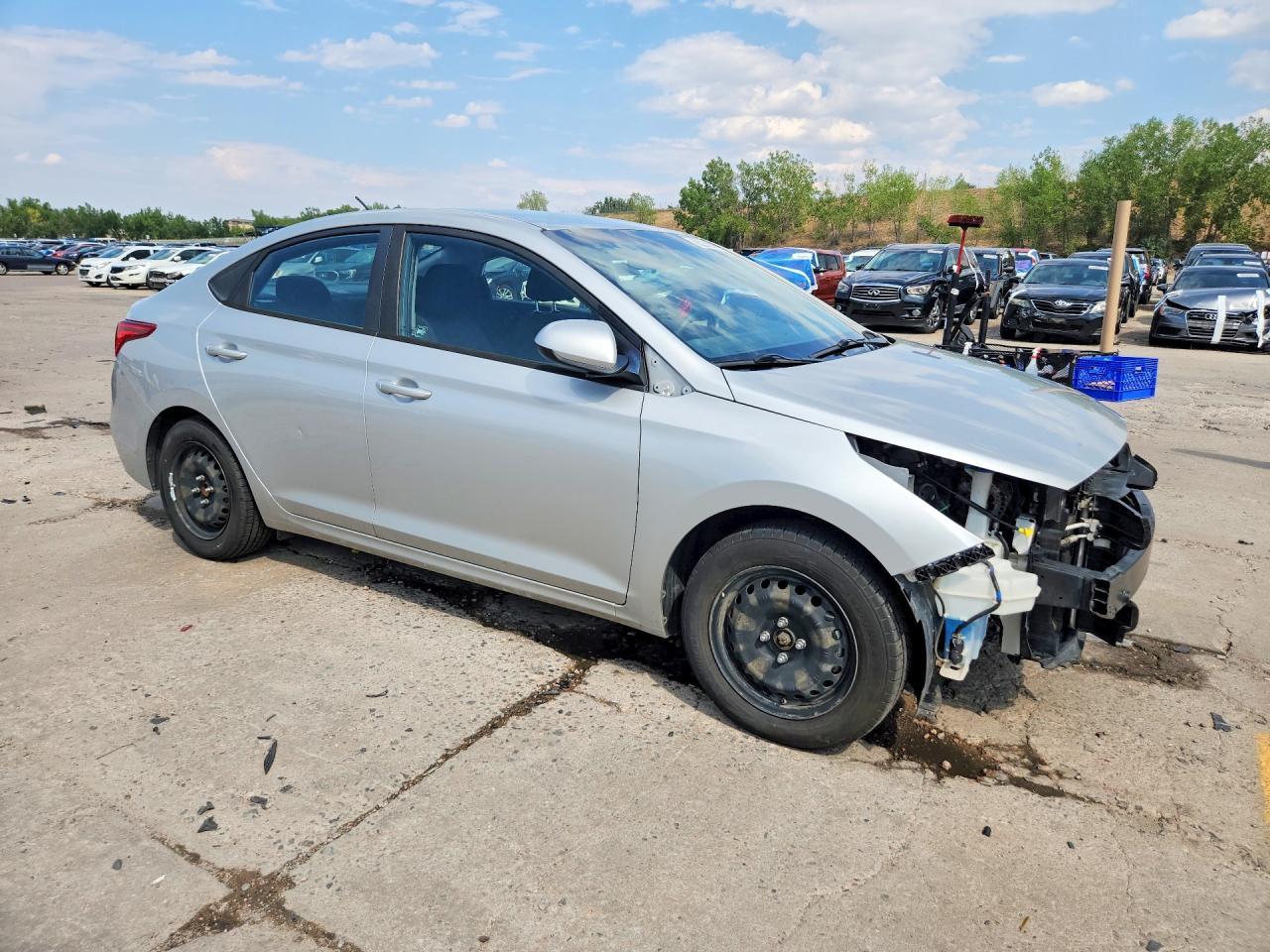 2019 Hyundai Accent Se - Фото 4