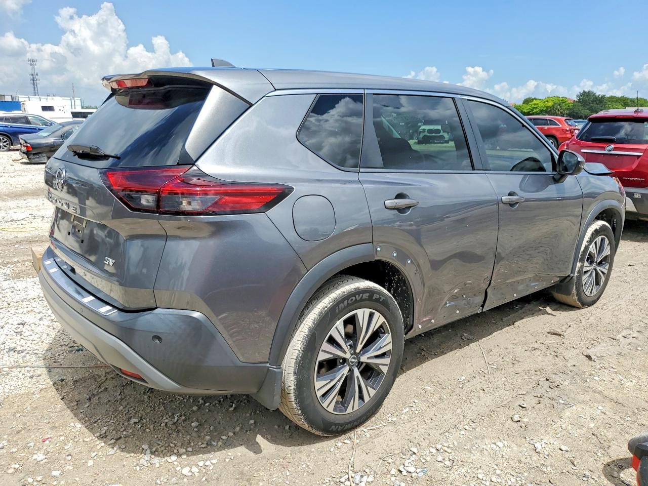 2022 Nissan Rogue Sv - Фото 3