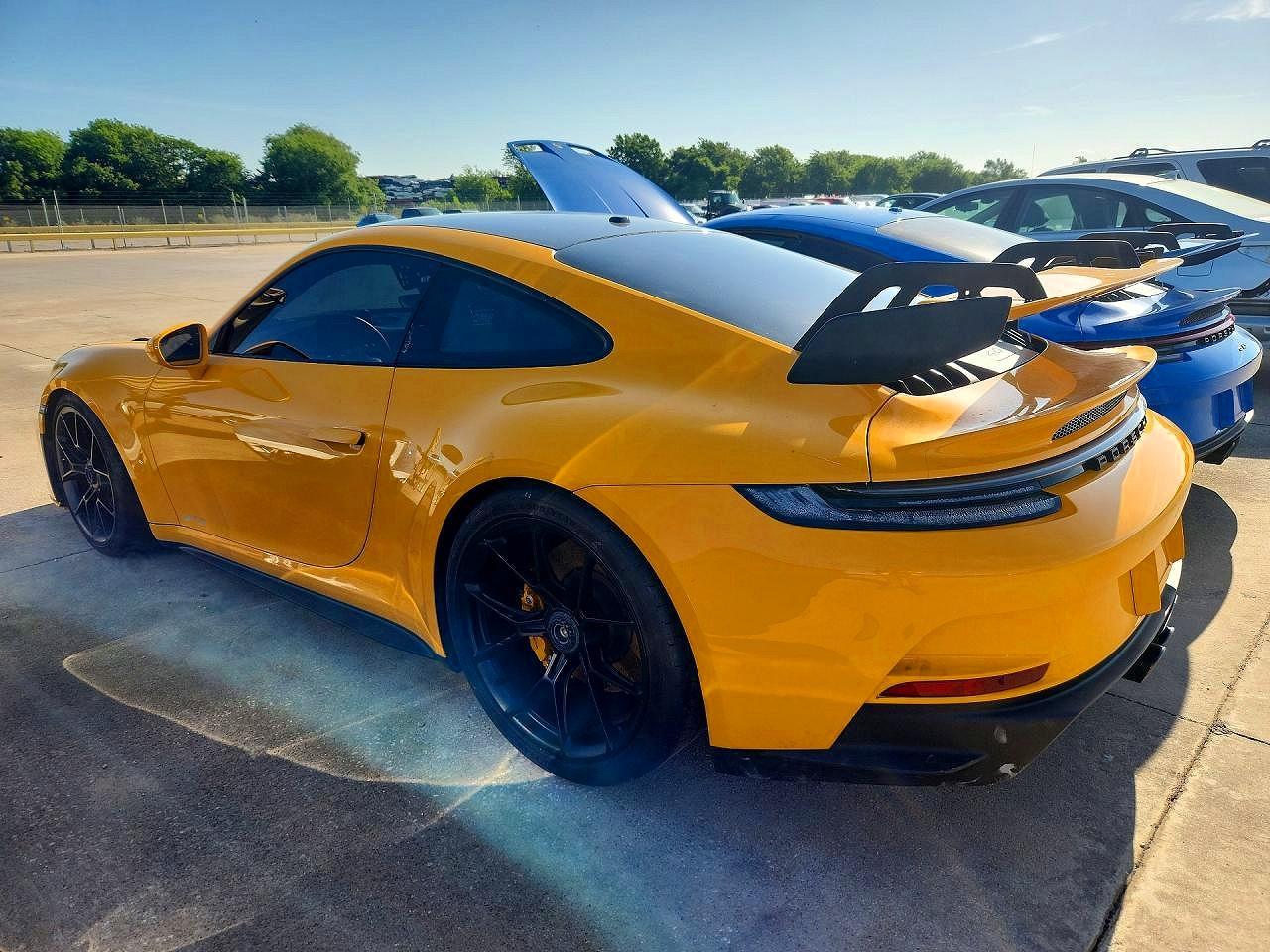 2022 Porsche 911 Gt3 - Фото 2