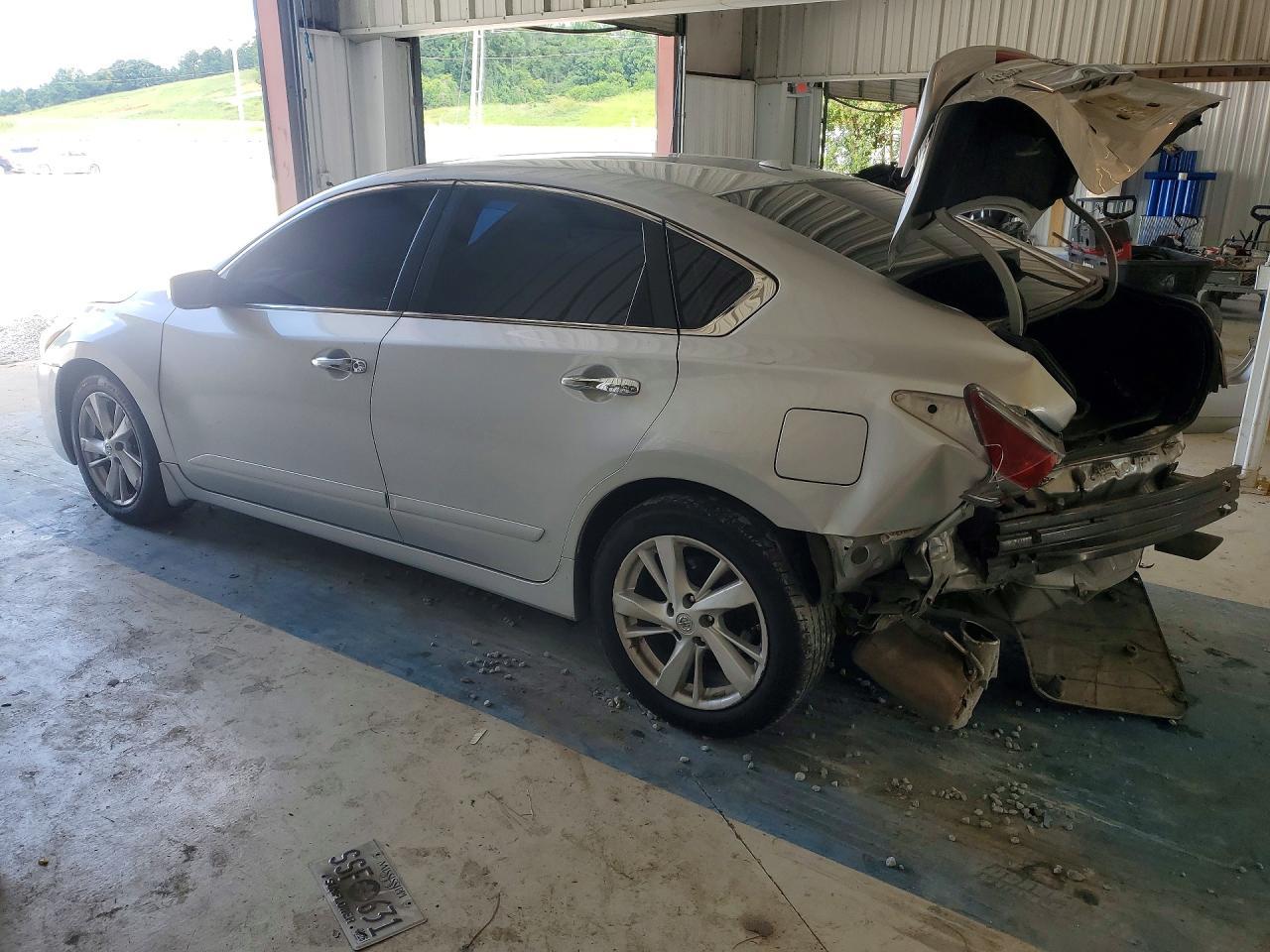2015 Nissan Altima 2.5 Sv - Image 2