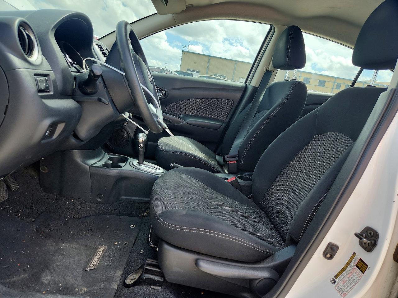 2014 Nissan Versa 1.6 Sv - Image 7