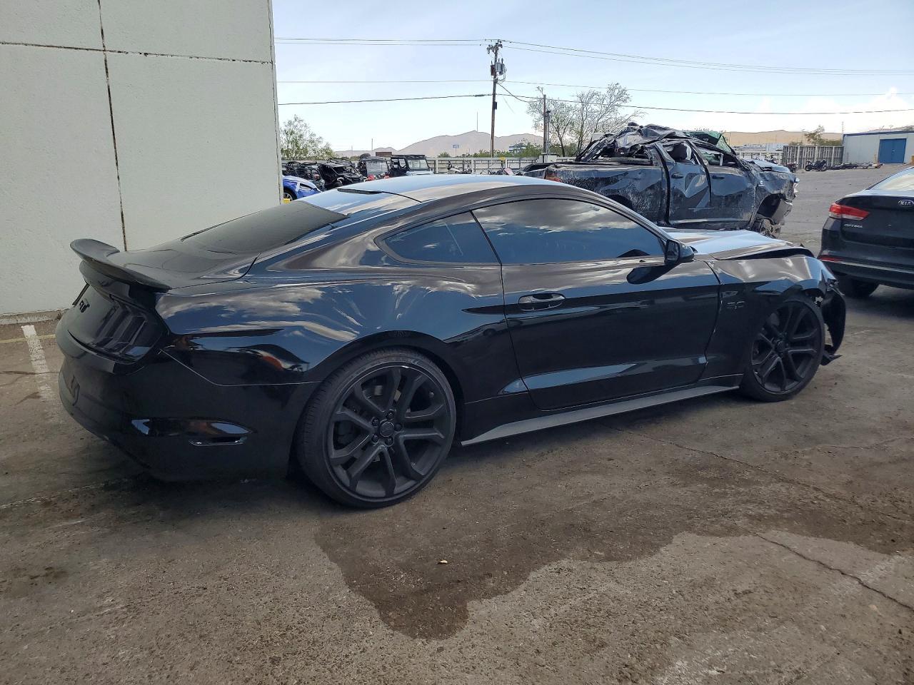 2017 Ford Mustang Gt - Фото 3