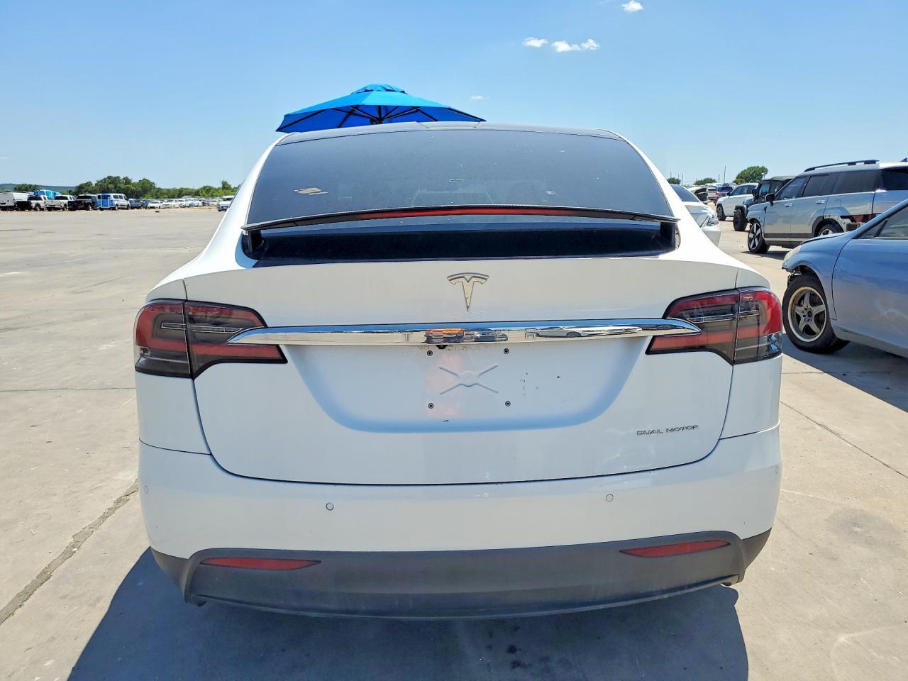 2020 Tesla Model X - Image 6