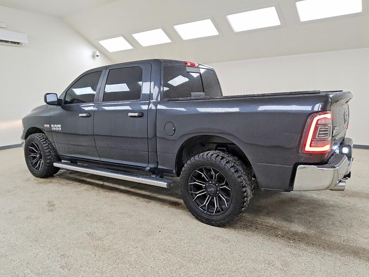2016 Ram 1500 Slt - Image 2