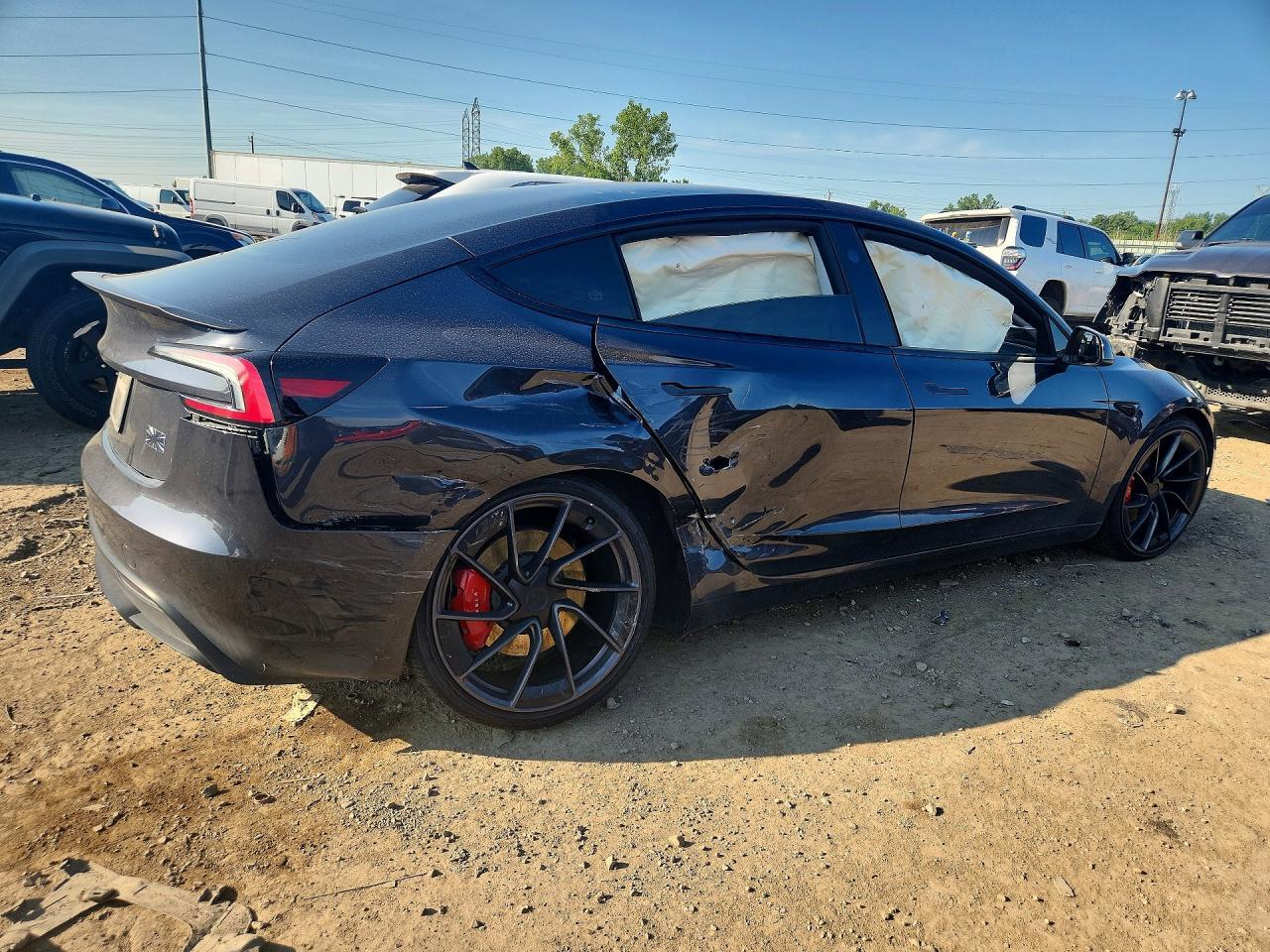 2024 Tesla Model 3 - Image 3