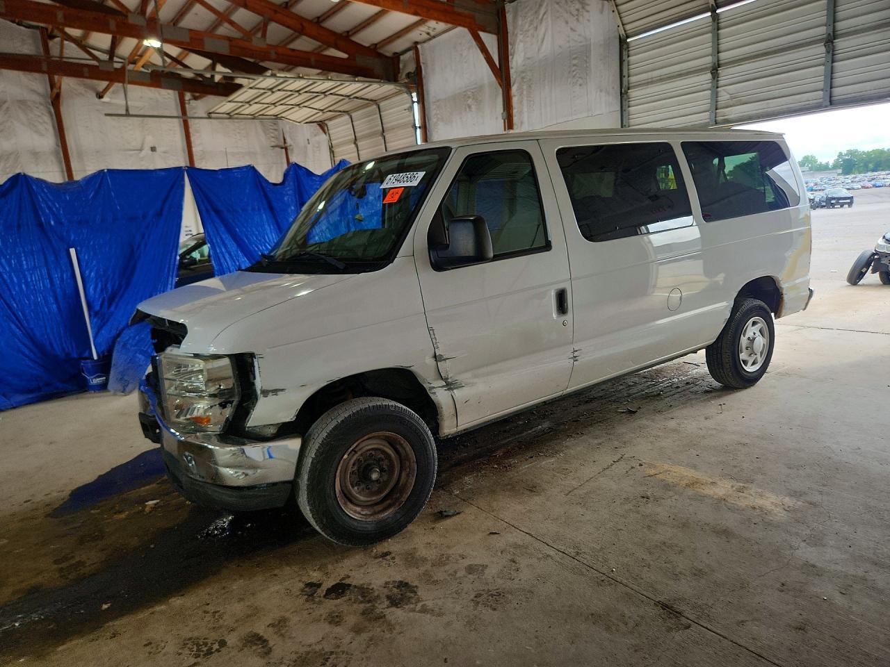 2014 Ford Econoline E350 Super Duty Wagon