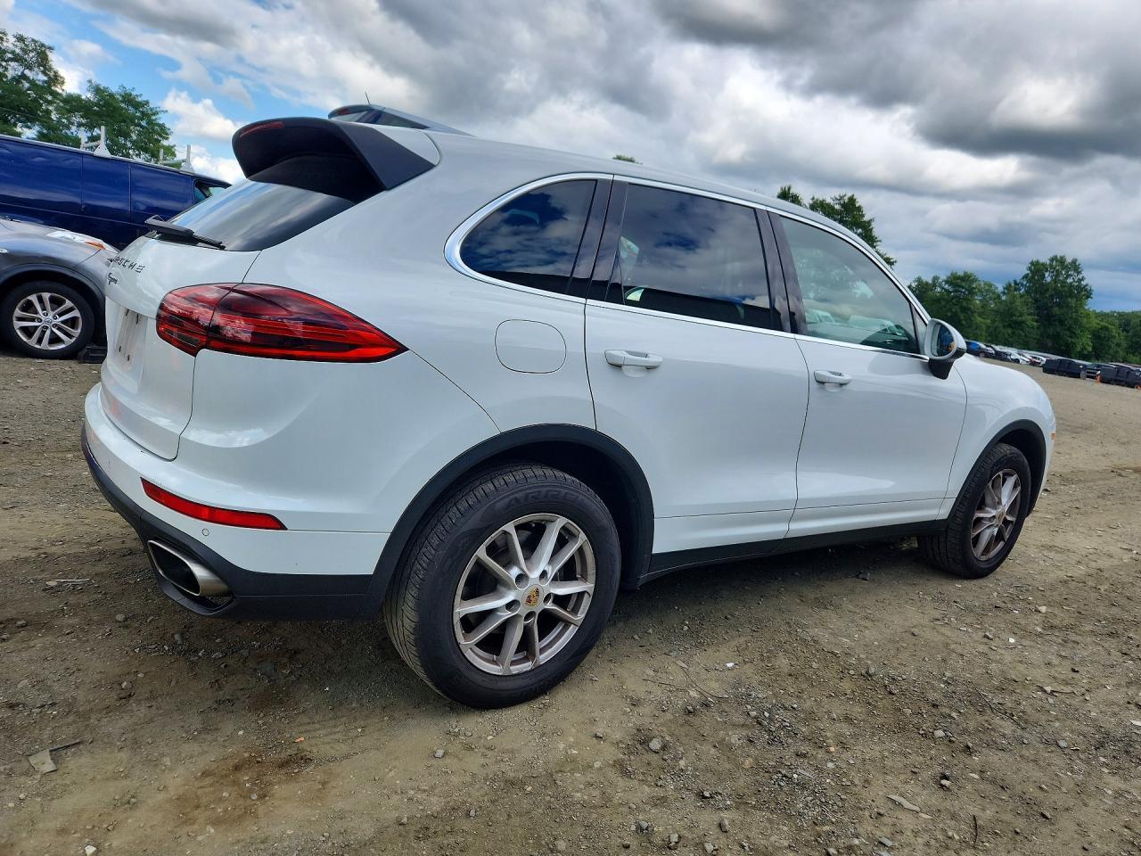 2016 Porsche Cayenne - Фото 3