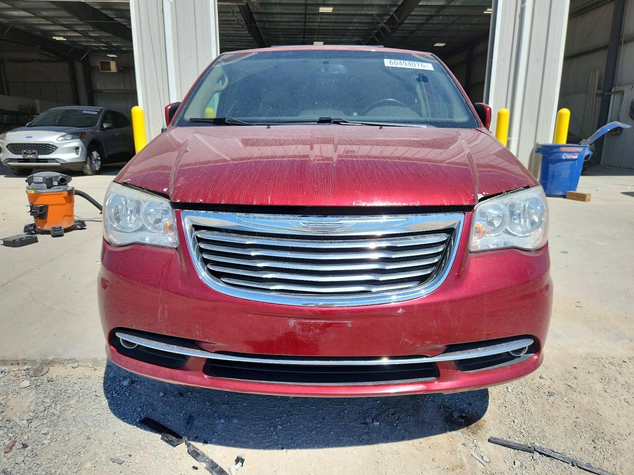 2016 Chrysler Town & Country Touring - Image 5