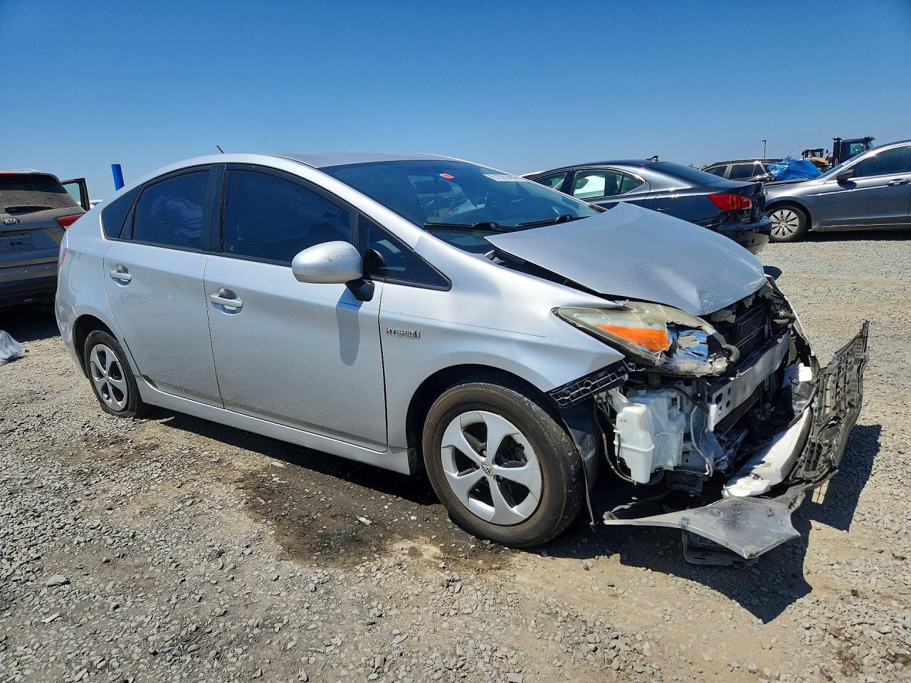 2013 Toyota Prius Two - Фото 4