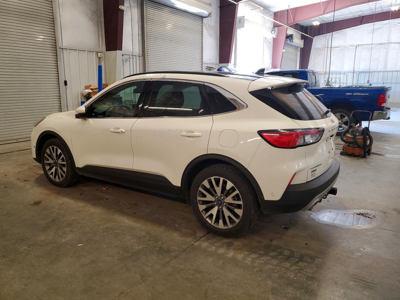 2020 Ford Escape - Фото 2