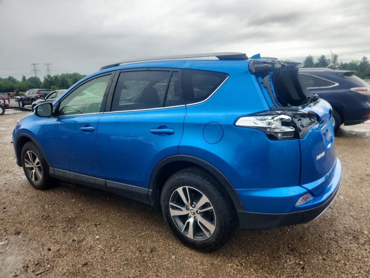 2018 Toyota Rav4 Xle - Image 2