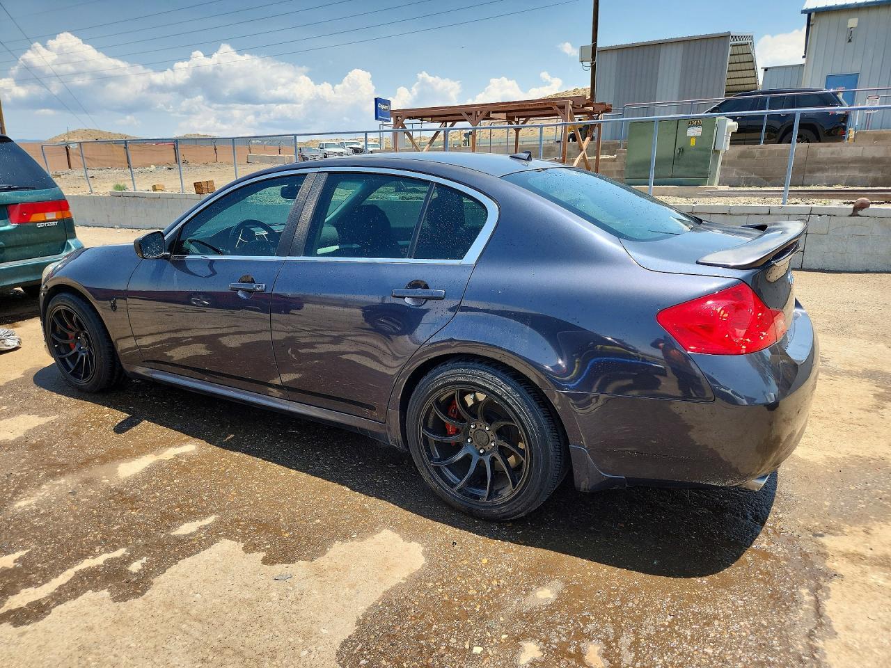 2009 Infiniti G37 Base/Journey/Sport - Image 2