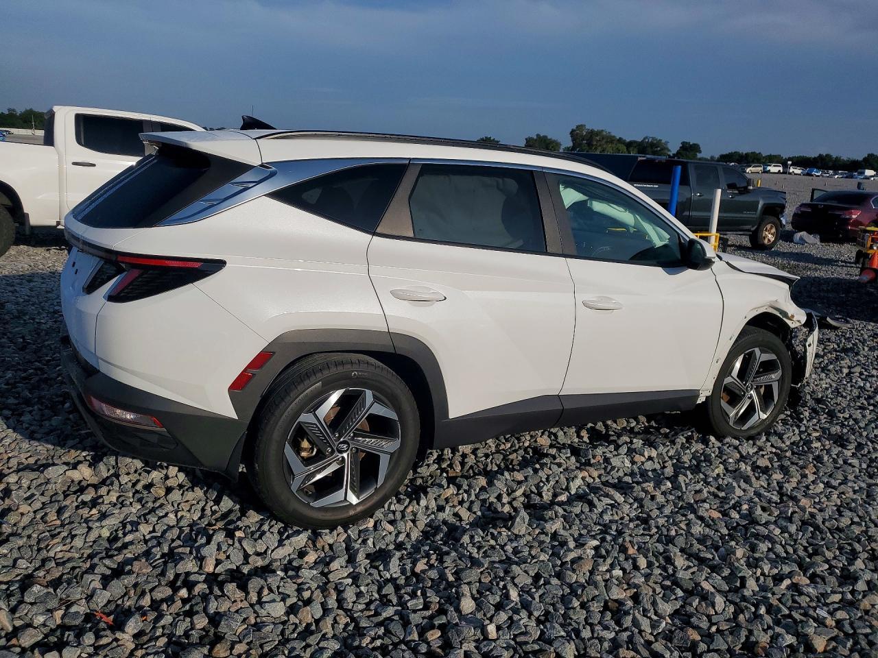 2022 Hyundai Tucson Sel - Image 3